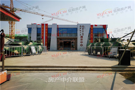 圣都·山水城3室2厅1卫11m2毛坯房